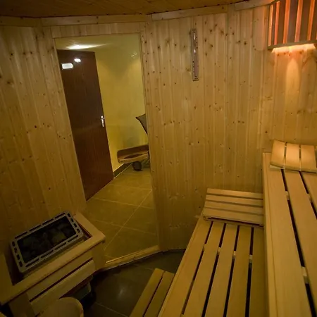 Urlaubs- Und Wellnesshotel Friederike Виллинген