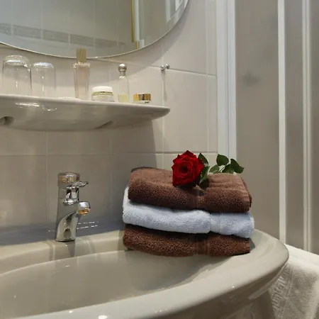 Urlaubs- Und Wellnesshotel Friederike Виллинген