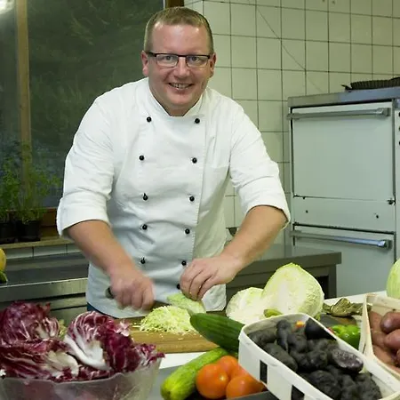 Hotell Urlaubs- Und Wellnesshotel Friederike Willingen (Upland)